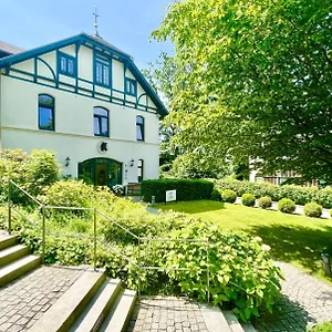 Remise Am Suellberg - Kleine, Feine In Blankenese Hotel