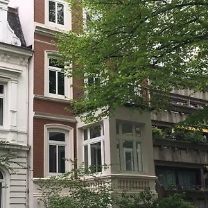 Homestay Jugendstilwohnung In The Heart Of, Hamburg