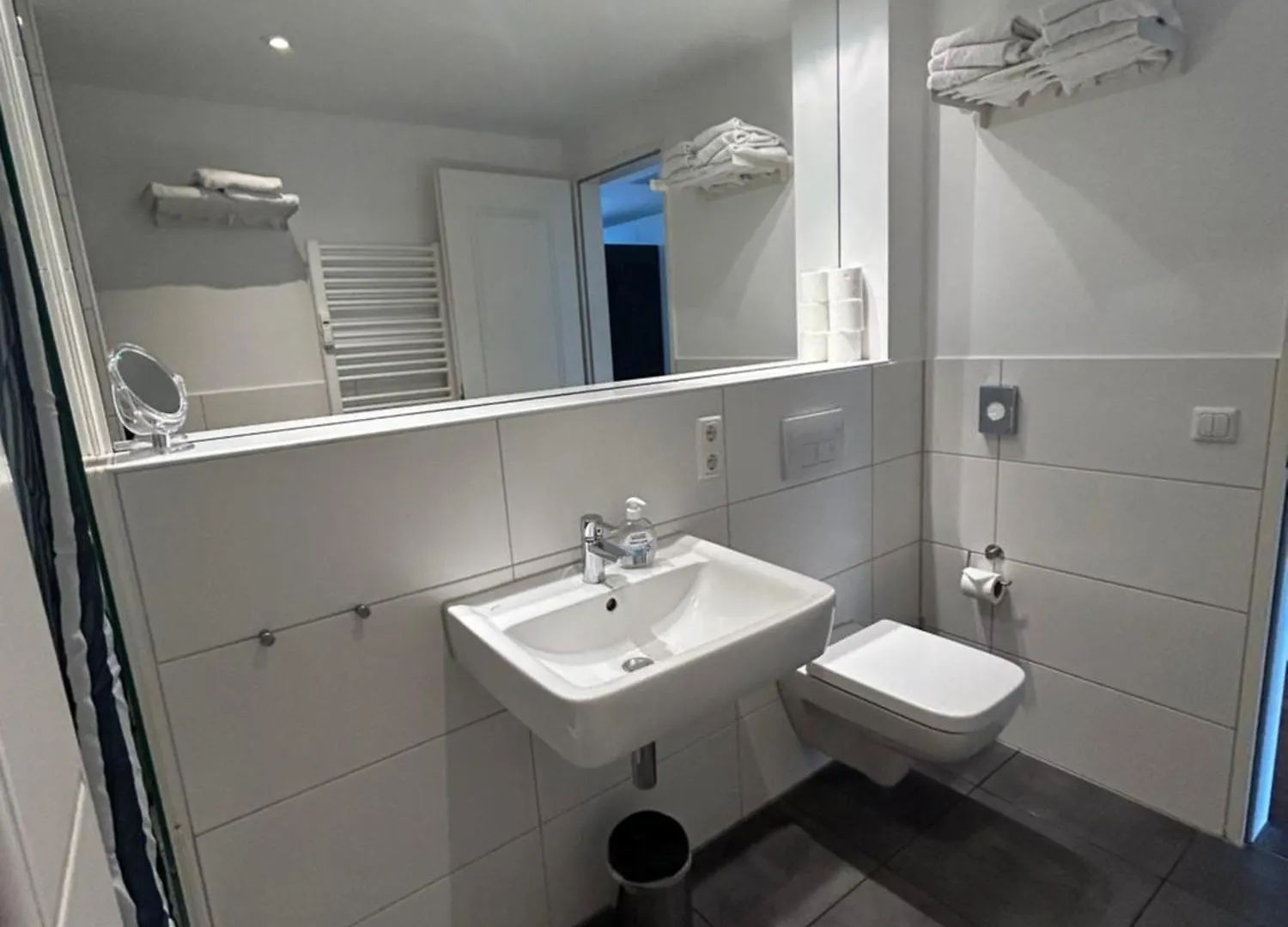 Aparthotel Apartments Am Suedkanal Germany